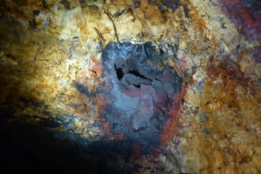 Thrihnukagigur magma intrusion, inside the volcano