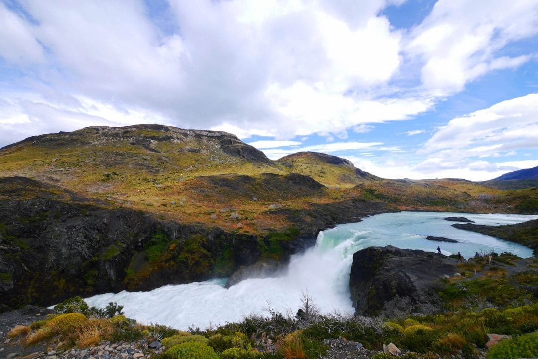 salta grane waterfall, torres del Paine national park