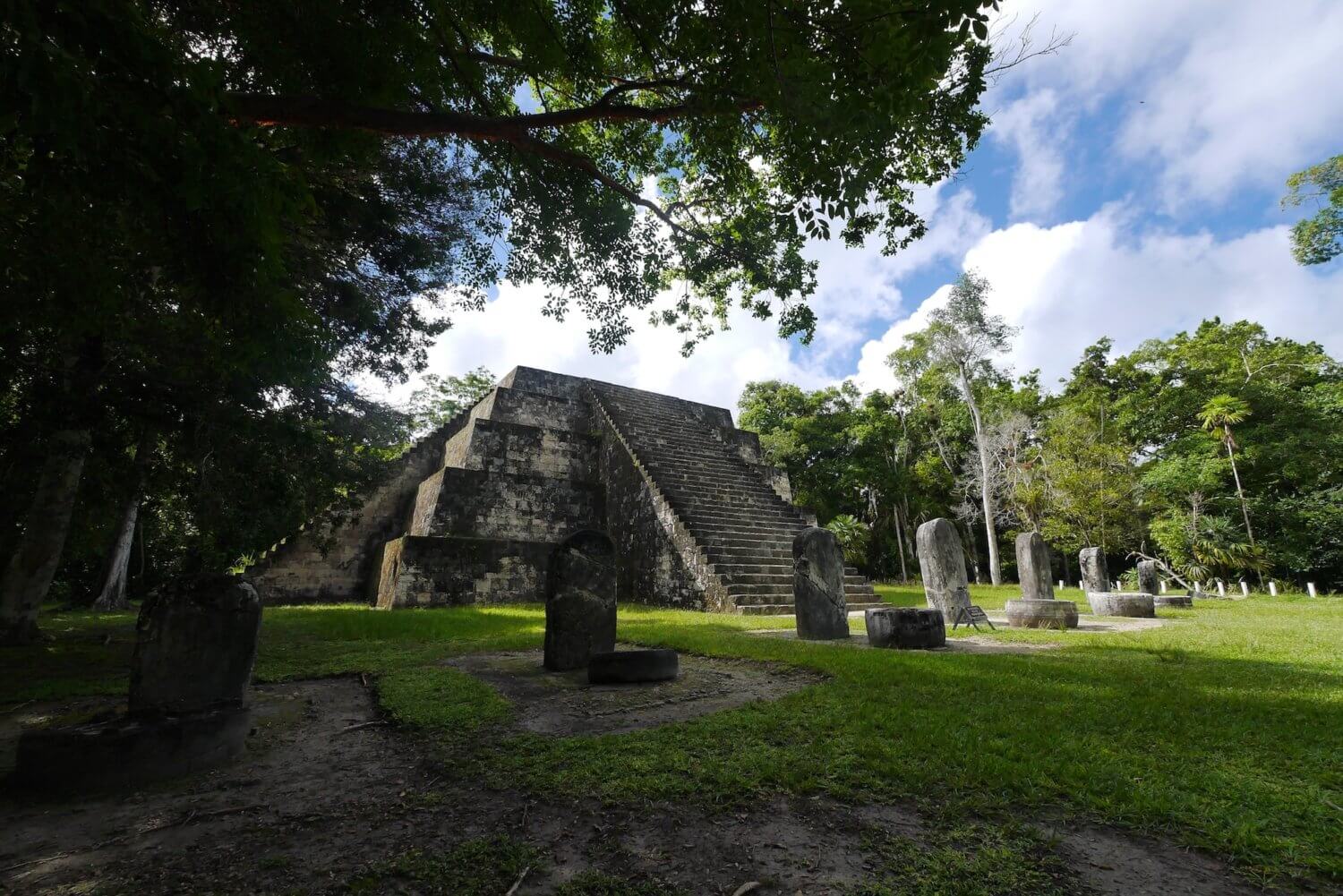 complex q reconstruction, Tikal national park